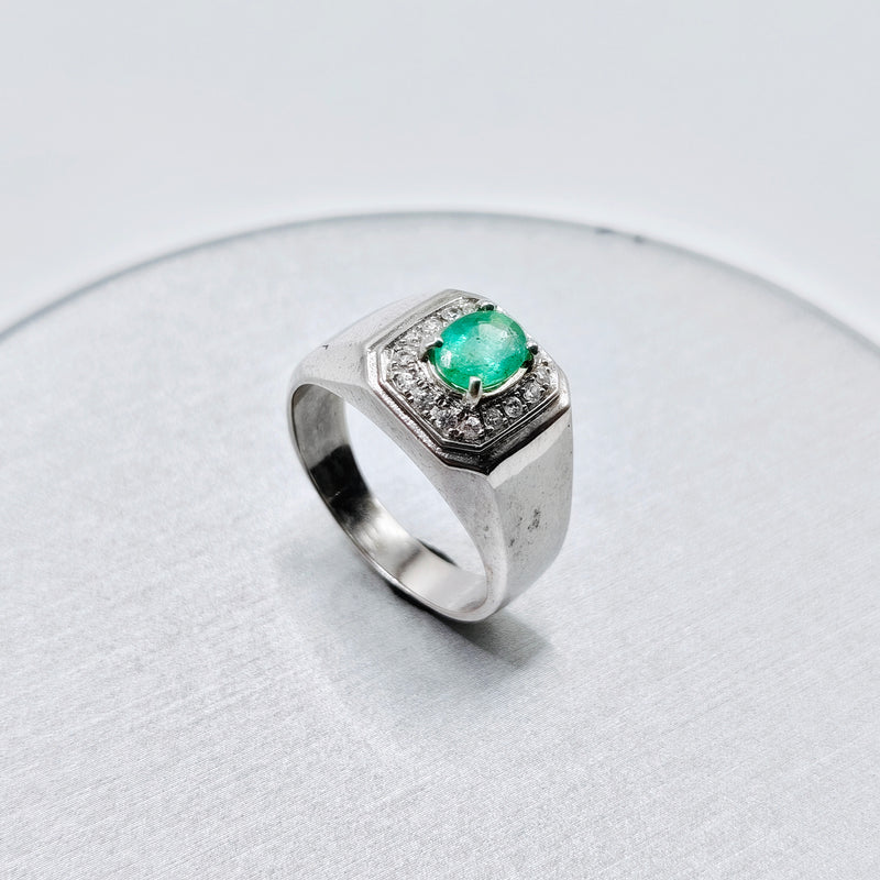 Brazilian Emerald Ring