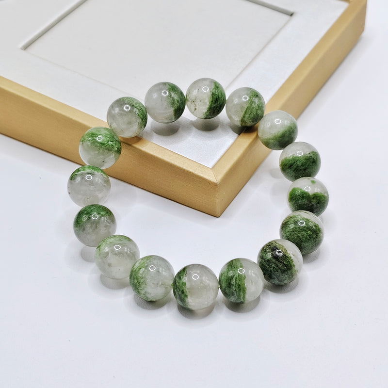 (Rare) Diopside in Quartz Bracelet 13mm