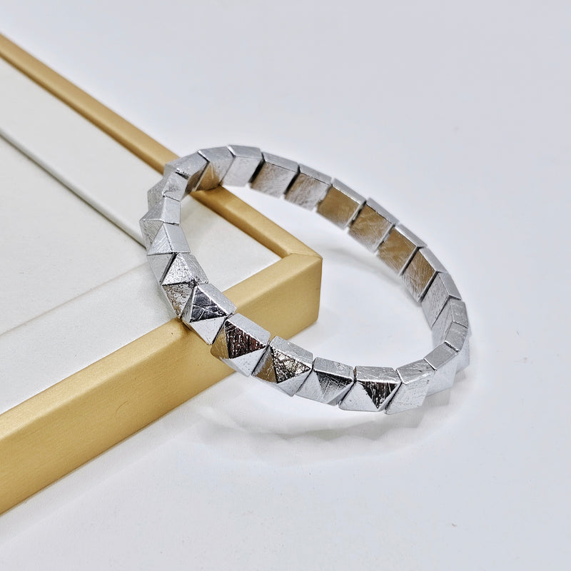 Muonionalusta Meteorite Bracelet