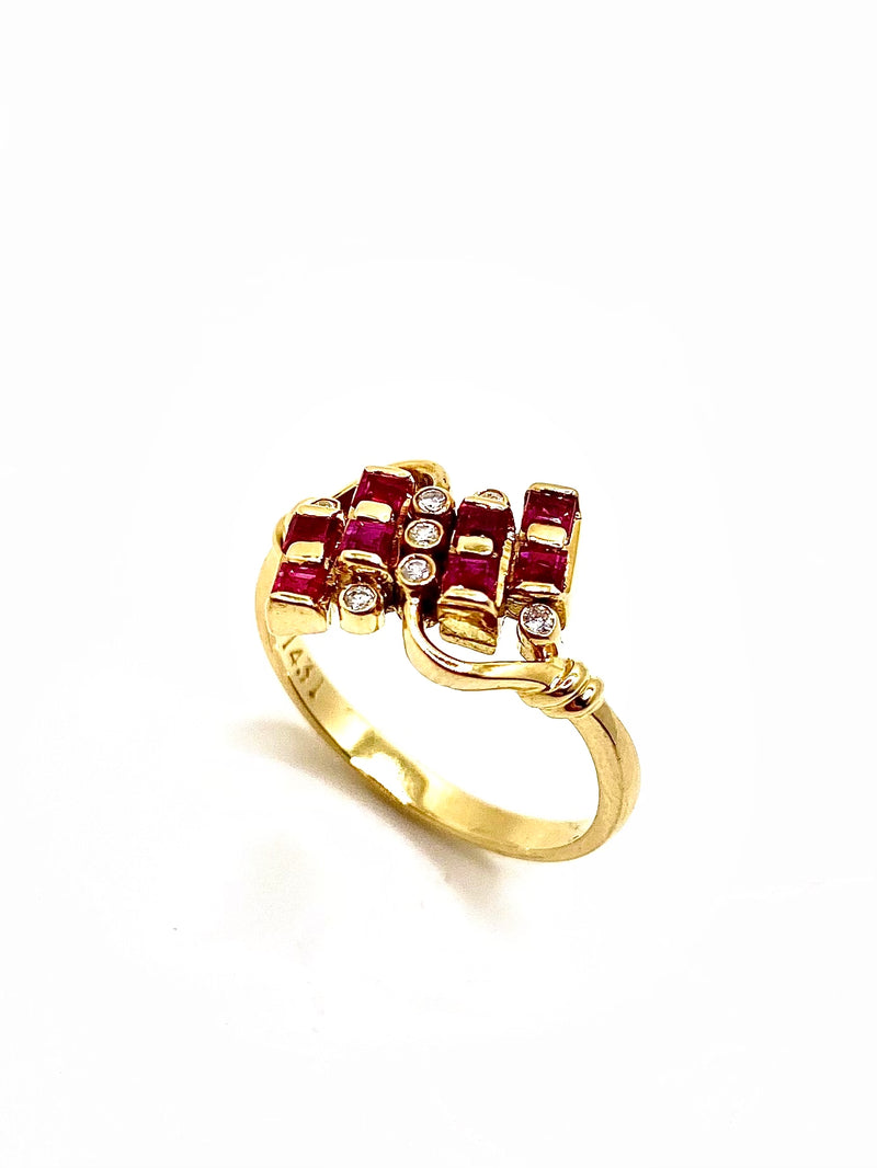 Ruby and Diamonds in 18k Gold Ring