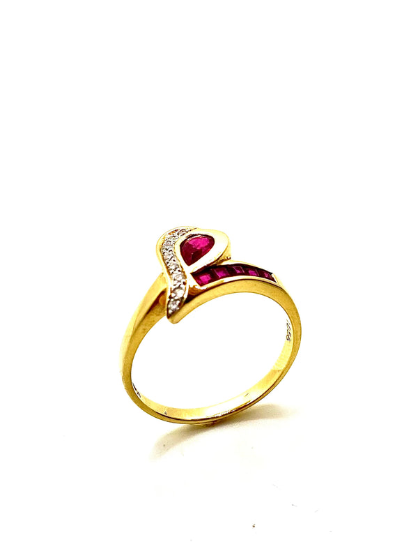 Ruby and Diamonds In 18k Gold Ring
