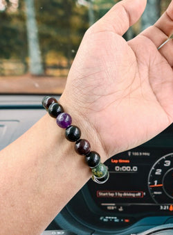 On-the-Road Safety Bracelet [Auto Amulet – Drive with Confidence ]