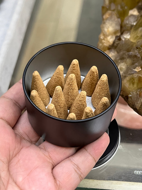 Palo Santo Cones (per pack)