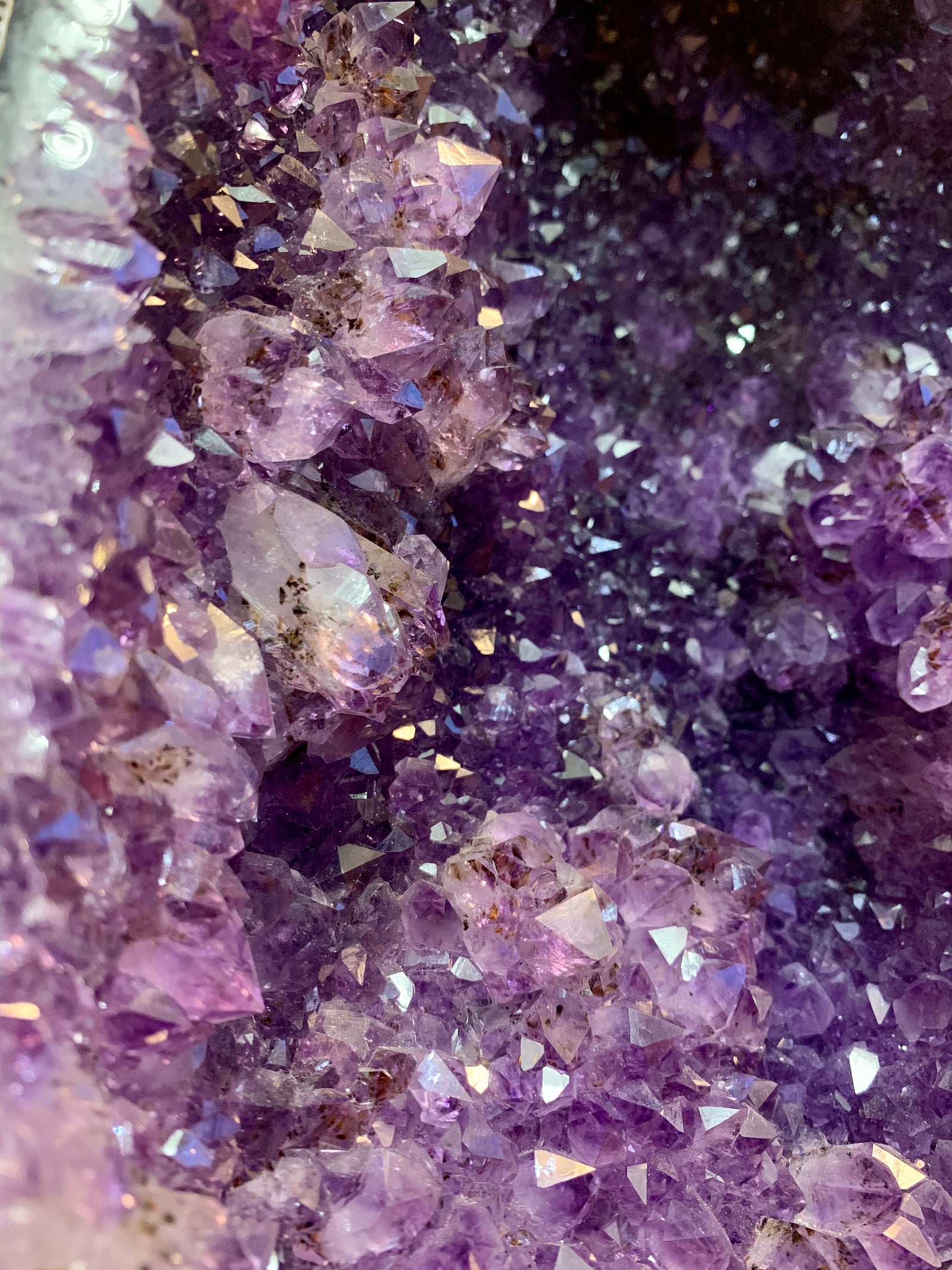 Amethyst Specimen on Metal Stand, image size:1600x2133