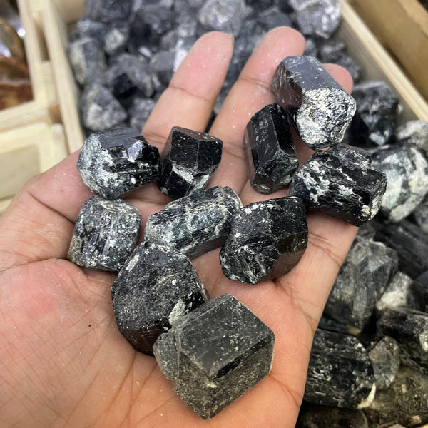 Black tourmaline raw